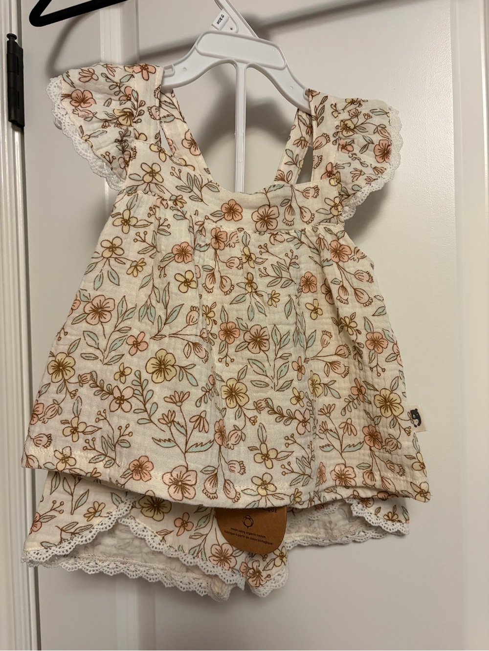 18 Month NWT Rabbit and Bear Organic cotton set